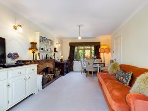 Sitting room - click for photo gallery